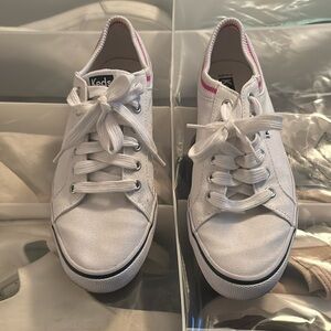 Size 9 white canvas keds sneakers